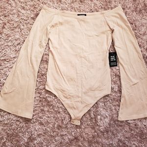 Express body suit with flair sleeve xs